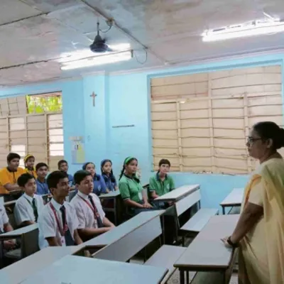 Little Flower High School, Thane West, Thane School Building