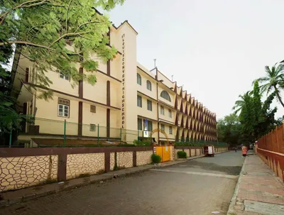 St. Louis Convent High School, Andheri West, Mumbai School Building