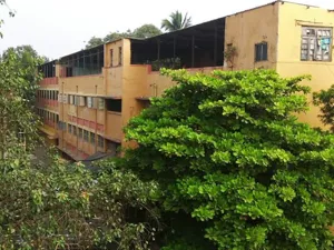 Seth Ishwardas Haridas Bhatia College, Kurla West, Mumbai School Building
