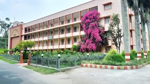 Ramakrishna Mission Vidyalaya, Narendrapur, Kolkata School Building