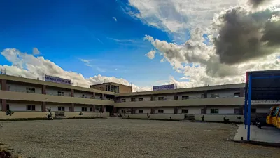 Sri Maruthi PU College, Hoskote, Bangalore School Building