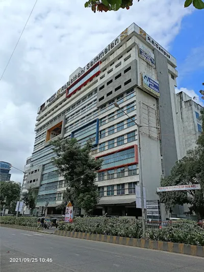 Durgadevi Saraf Junior College, Malad West, Mumbai School Building