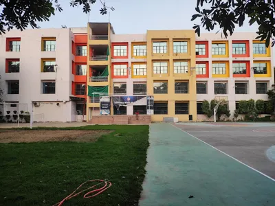 Taksh-Shila Model Senior Secondary School, Ballabgarh, Faridabad School Building