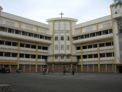 Mount Carmel KG (St. Aloysius High School), Bandra West, Mumbai School Building