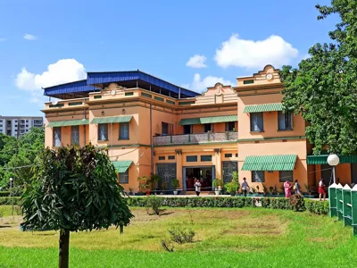 Christ Church Girls High School, Dum Dum, Kolkata School Building