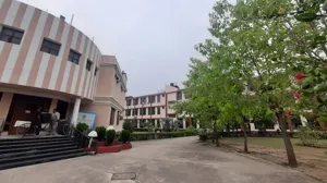 Hansraj Public School, Panchkula, Haryana Boarding School Building
