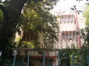 Smt Tulsibai Motoomal Hinduja National Sarvodaya High School And Junior College, Mumbai, Maharashtra Boarding School Building