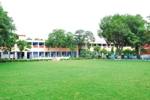 S M Hindu Senior Secondary School, Thana Darwaja, Sonipat School Building