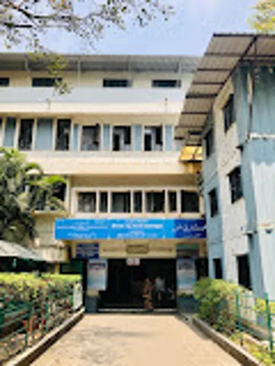 Anglo Urdu Girl's High School, Camp Pune, Pune School Building