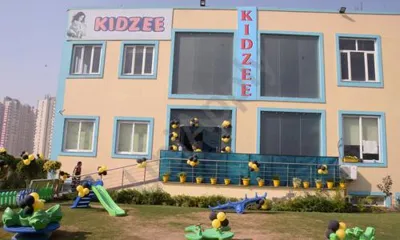 Kidzee, Noida Extention Taj Highway, Greater Noida West School Building