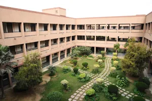 Cambridge School, Sector 27, Noida School Building