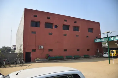 Shaheed Memorial Public School, Sanjay nagar, Ghaziabad School Building