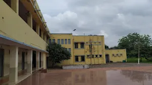 B H E L Vikram Higher Secondary School, BHEL, Bhopal School Building