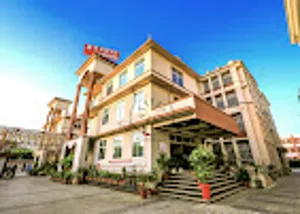 Rawat Public School, Pratap Nagar, Jaipur School Building