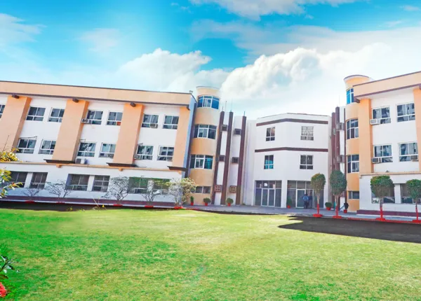 Shri Ramswaroop Memorial Public School, Lucknow, Uttar Pradesh Boarding School Building