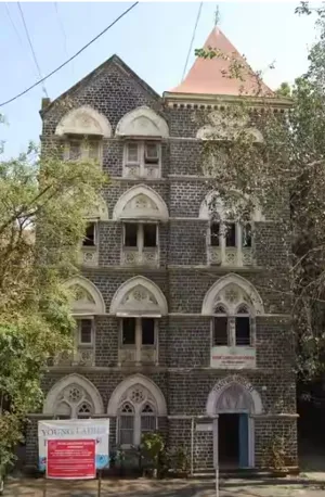 Young Ladies High School, Fort, Mumbai School Building