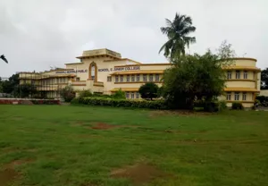 Hansraj Morarji Public School & Junior College, Mumbai, Maharashtra Boarding School Building