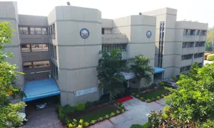 Somerville School, Sector Alpha II, Greater Noida School Building