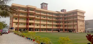 Guru Nanak Public School, Alampur, Kolkata School Building