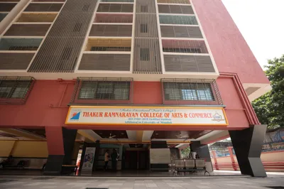 Thakur Ramnarayan College Of Arts And Commerce, Dahisar East, Mumbai School Building