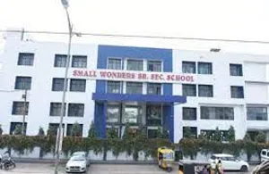 Small Wonders School, Polipathar, Jabalpur School Building