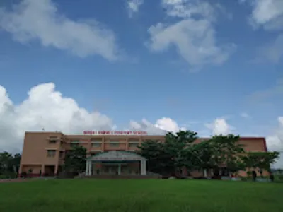 Mount Carmel Convent School, Kolar Road, Bhopal School Building