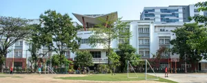 Calcutta International School Building Image
