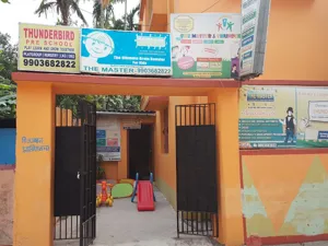 The Master & Thunderbird Preschool, Garia, Kolkata School Building