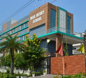 Max Merry School, Kundli, Sonipat School Building