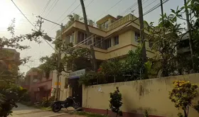 Deverell Institution, Thakurpukur, Kolkata School Building
