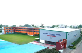 RK Senior Secondary School, Aliganj, Lucknow School Building