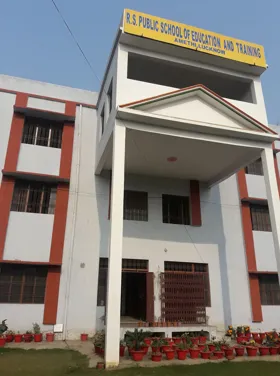 RS Public School
, Amethi, Lucknow School Building