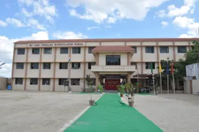 Sri Vijay Vidyalaya Matriculation Higher Secondary School, Krishnagiri, Tamil Nadu Boarding School Building