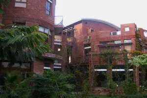 Shikshantar School Building Image