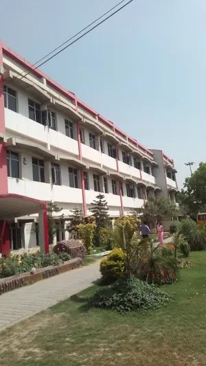 South Delhi Public School Building Image