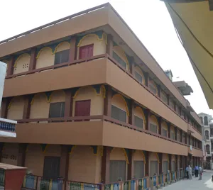 Holy Child Model School Building Image
