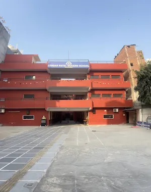 Sardar Patel School Building Image