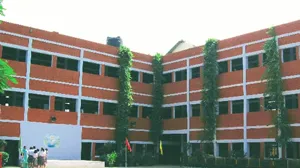 Deepanshu Public School Building Image