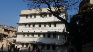 Khar Education Society Building Image