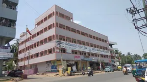 Saroja Memorial English School Building Image