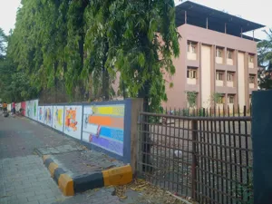 Bharati Vidyapeeth English Medium School Building Image