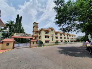 MP Birla Foundation Higher Secondary School Building Image