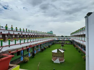 Takshashila Residential School Building Image