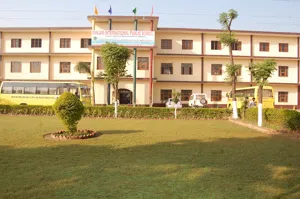 Punjab International Public School Building Image