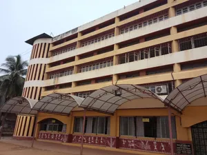 VPMS English Primary School Building Image