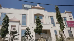 Noble High School Building Image