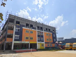 Ravees International School Building Image