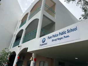 Pune Police Public School Building Image