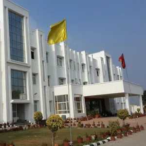 Saraswati Shiksha Sansthan Senior Secondary School Building Image