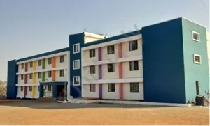 Chate School And Junior College Building Image